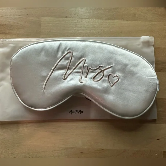 “Mrs.” Satin Sleep Mask - Picture 1 of 3